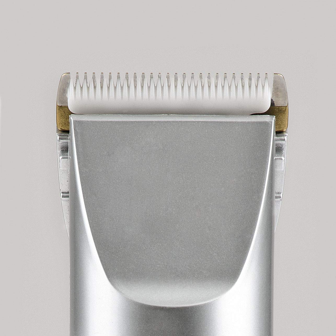 girmi-rc5500-haartrimmer-rot-akku-netzbetrieb-keramik image 3