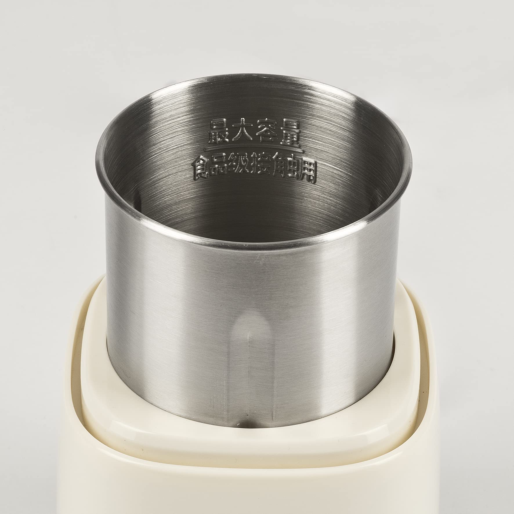 girmi-mc02-kaffeem-hle-180w-70g-creme-edelstahl image 4