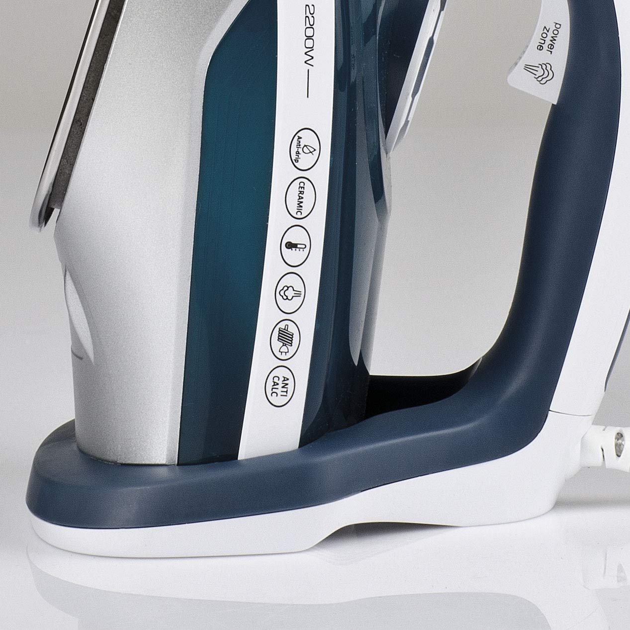 girmi-st6000-dampfb-geleisen-blau-2200-w-edelstahlsohle image 4