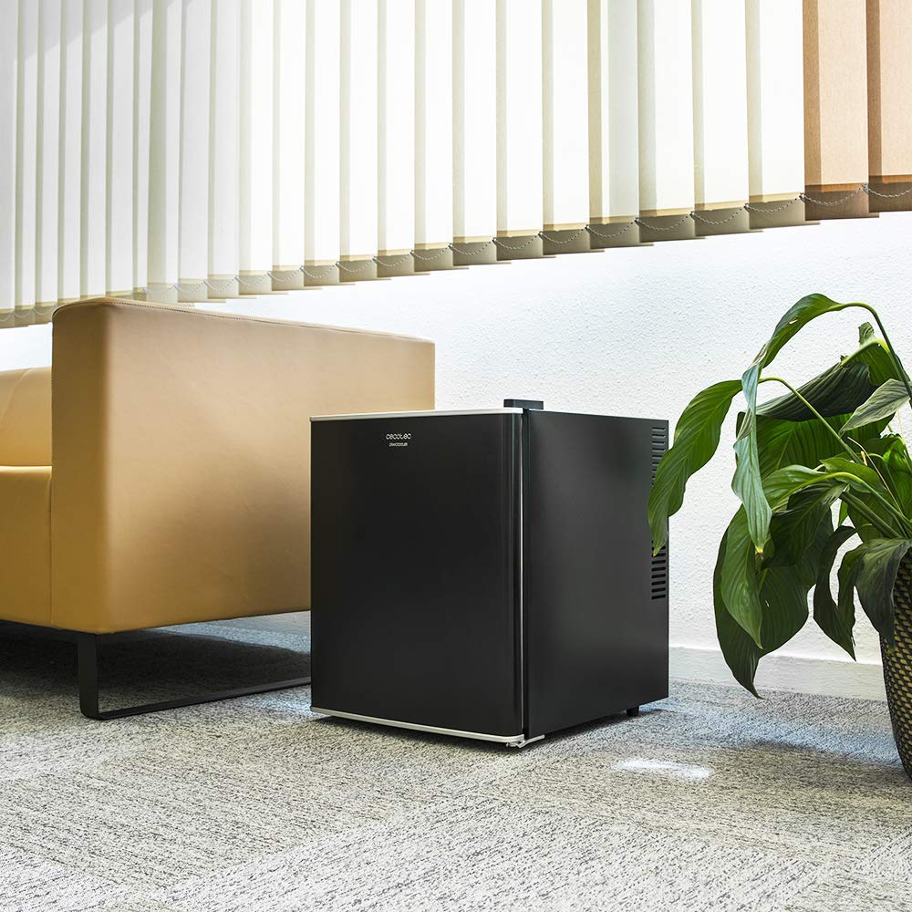 cecotec-grandcooler-10000-silent-minik-hlschrank-46-l-schwarz-2 image 4
